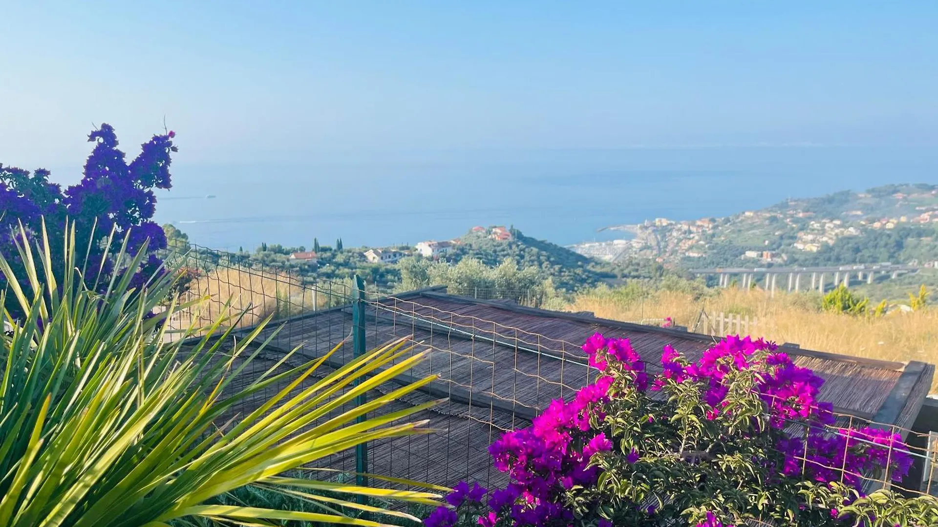 Bella Vista Poggi - 180 Grad Fantastischer Meerblick İtalya